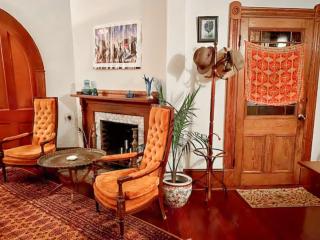 Downtown Historic Victorian Charmer Sleeps 7 - Gainesville - 4
