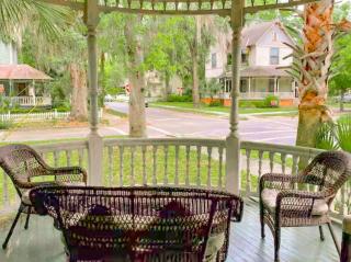 Downtown Historic Victorian Charmer Sleeps 7 - Gainesville - 6