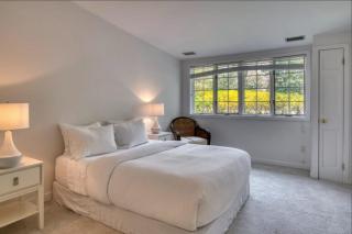 Luxurious 3BR 3 Baths Cottage in East Hamptons - 4