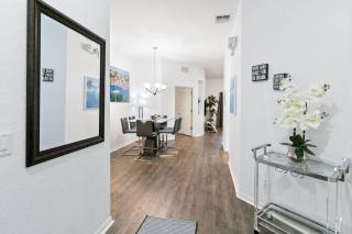 Updated 2BR modern ground floor condo in Bahama Bay - Kissimmee - 2