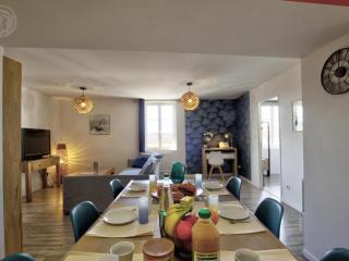 Appartement Authentique et Confortable avec Wifi, Parking Gratuit et Cuisine Équipée à Saint-Galmier - FR-1-496-276 - Saint-Galmier - 7