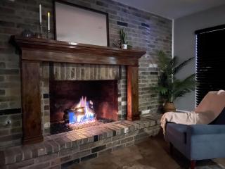 Traveler's Delight: Grand Expedition Home (SAT) - 1