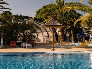 Chalet de Luxe au Calme avec Piscines Chauffées, Clim et Prestations Haut de Gamme - FR-1-778-24 - Saint-Georges-dʼOléron - 0