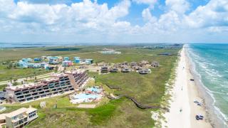 K and J Port Aransas - 9