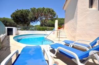 Old Village Area and close to all amenities, Overlooking Golf Course - 6