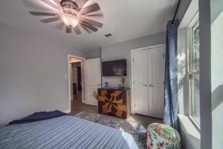 DT 534 Castle Shadow Cottage - New Braunfels - 2