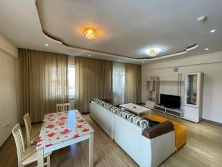ENTIRE APPARTMENT 2 BEDROOM, LIVING ROOM with Kitchen 100m2 - 9