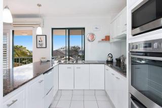Ocean View dreaming, metres to the beach! - Gold Coast - 6