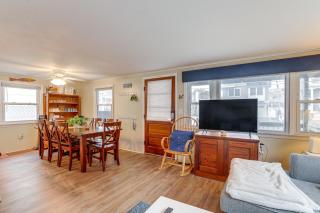 Pet-Friendly Long Beach Island Home Walk to Beach - Long Beach - 5