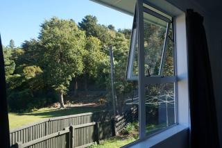 The Green Guesthouse - semi rural family unit LOWER HUTT - Lower Hutt - 4