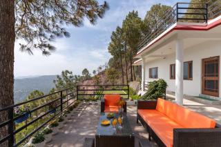 Villa Woodside Meadows by VEO - Hilltop villa with Jacuzzi at Kasauli - 8