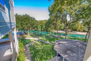 River Hippie RRC A302 - New Braunfels - 5
