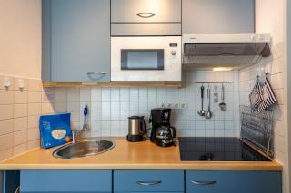 Haus Holstein - WG 6 mit Balkon, strandnah - Ostseebad Sellin - 4