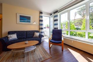 Haus Holstein - WG 6 mit Balkon, strandnah - Ostseebad Sellin - 1