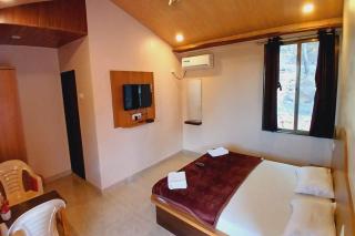 Hotel Blue Heaven - Mahabaleshwar - 4