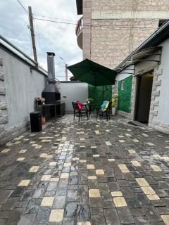 PRIVATE Cozy Cottage with Grill and Barbecue Zone SELF CHECK IN - 0