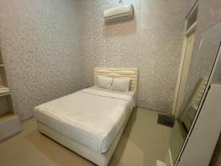 Griya RW Family Guest House Redpartner - Solo - 7