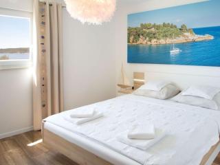Seaside Zavala Comfortable holiday residence - Zavala - 2