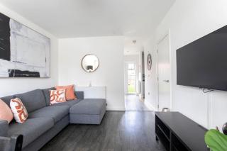 Peaceful Two Bedroom Two Bathroom Home - - 6