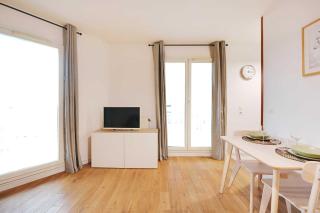 Bright modern studio for 2P - La Defense - 2