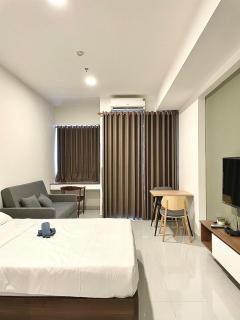 SOHO Studio Next to BuiVien - 1