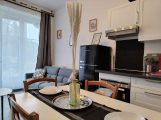 Charmant logement avec 2 chambres jusqu'à 6 voyageurs proche centre ville - 0
