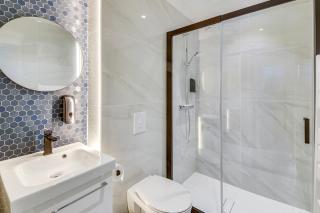 BRP Cannes Center, Four-Bedroom Deluxe Apartment - 4