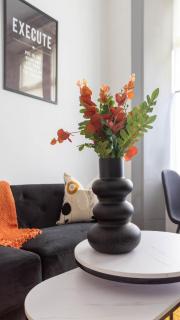 1 BDR Apartment By Caledonia Luxe Stays Short Lets & Serviced Accommodation - 8