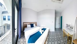 Beach Hotel Grand World (La La Homestay) - 4