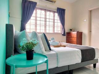 Double Storey 4 Bedroom 9 Pax Landed House, CHERAS JAYA - Cheras - 2