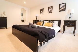 Spacious London 2 Bed Flat with Parking -10mins from Central - Londen - 8