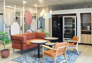B&B HOTEL Paris Porte de la Villette - Paris - 8