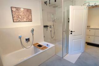Homely Stay Velosoph Quartier - Familienfreundliches Ferienhaus mit 3 Schlafzimmern, 300m zur Ski-Piste, E-Auto Ladestation - 2