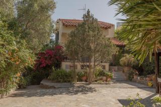 Private Pet Friendly Villa - Agios Nikolaos - 9