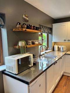 Lilac Cottage - 1