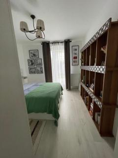 Sweet Home - 4