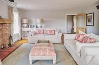 Sandy Hill Farm - - 9