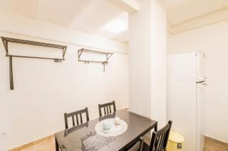 Beautiful 1 Br Apt. w/AC 400 meters Taksim Square - Istanbul - 1