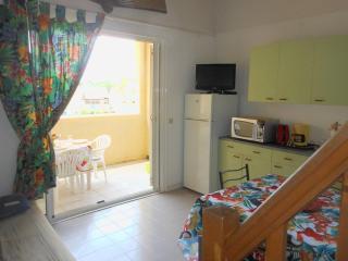 APPT 2 PCES MEZ 40m2 + TERRASSE 7m2 REF 4009 - Le Castellas - 9