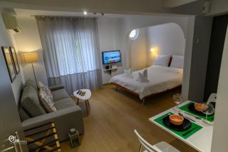 Titanic - Deluxe Athenian Studio in Plaka - Athens - 5