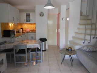 VILLA 3 PCS VERANDA 43m2 + TERRASSE 60m2 REF 4040 - Le Castellas - 2