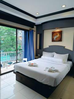 Hill View Lodge - Patong Beach - 8