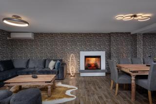 Psychedelia Beach House - 1