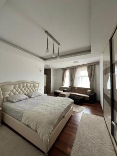 Diamond Hotel & Restaurant - Ulcinj - 5