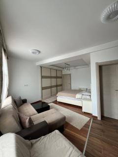 Diamond Hotel & Restaurant - Ulcinj - 7