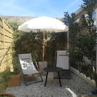 100 m de la plage, maison de vacances cœur de St Gilles - 2