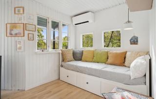 Gorgeous Home In Glesborg With Wifi - 6