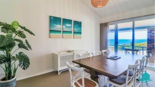 Oceanview Beach House - Caves Beach - 8