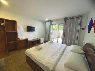 Scarlet Sails Resort - Koh Rong Island - 6
