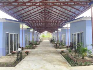 Scarlet Sails Resort - Koh Rong Island - 4